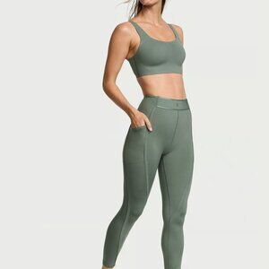 Victoria Secret Essential High-Rise Pocket Leggings Sz 2